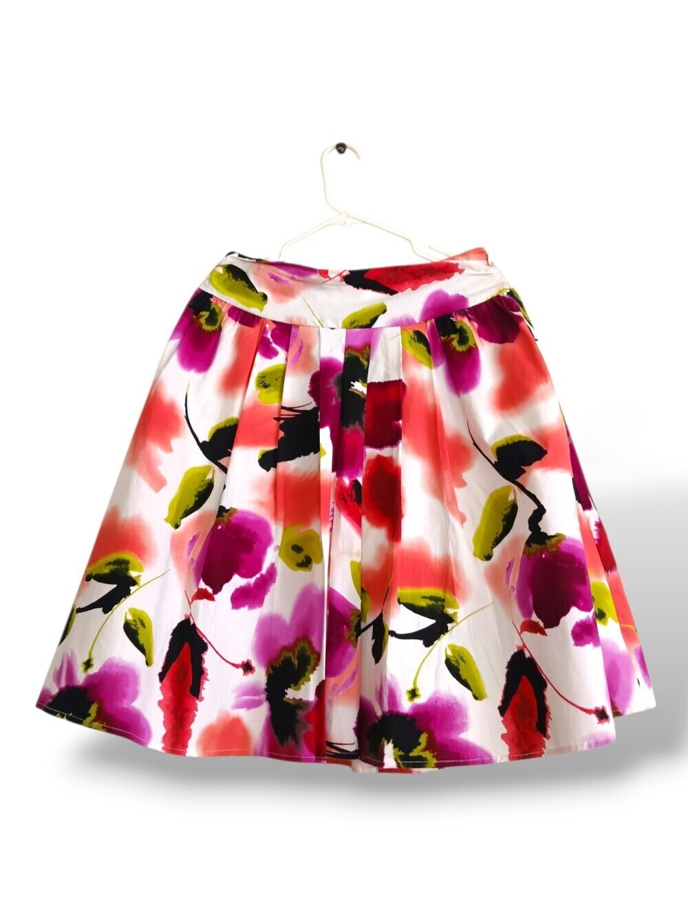 Worthington Saturated Floral A-Line Skirt White Pink Red Pleated Knee Length SM